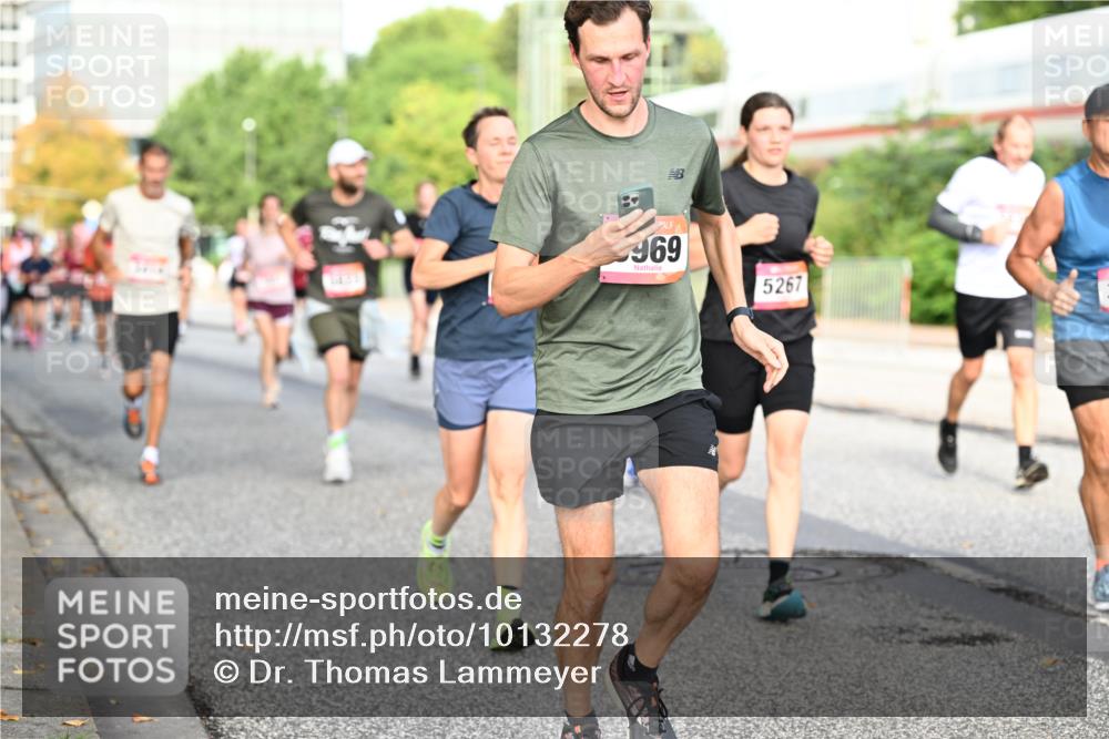 06.09.2026 - CURREX Alsterlauf Dr. Thomas Lammeyer http://msf.ph/oto/10132278 06.09.2026 09:56:17 Laufen 969, 5267 meine-sportfotos.de