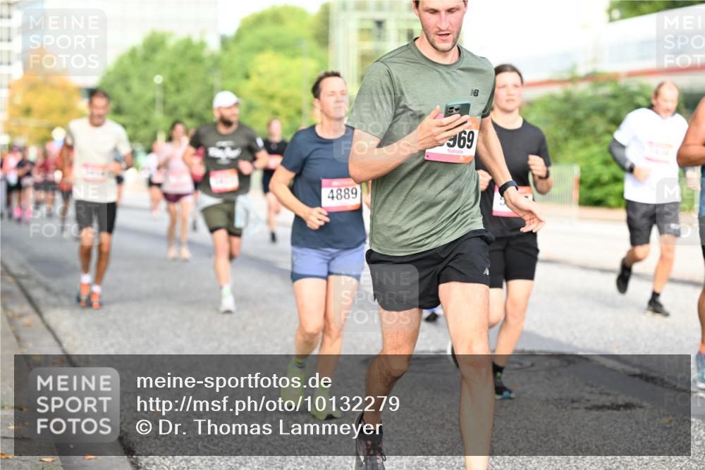 06.09.2026 - CURREX Alsterlauf Dr. Thomas Lammeyer http://msf.ph/oto/10132279 06.09.2026 09:56:17 Laufen 4889, 69 meine-sportfotos.de