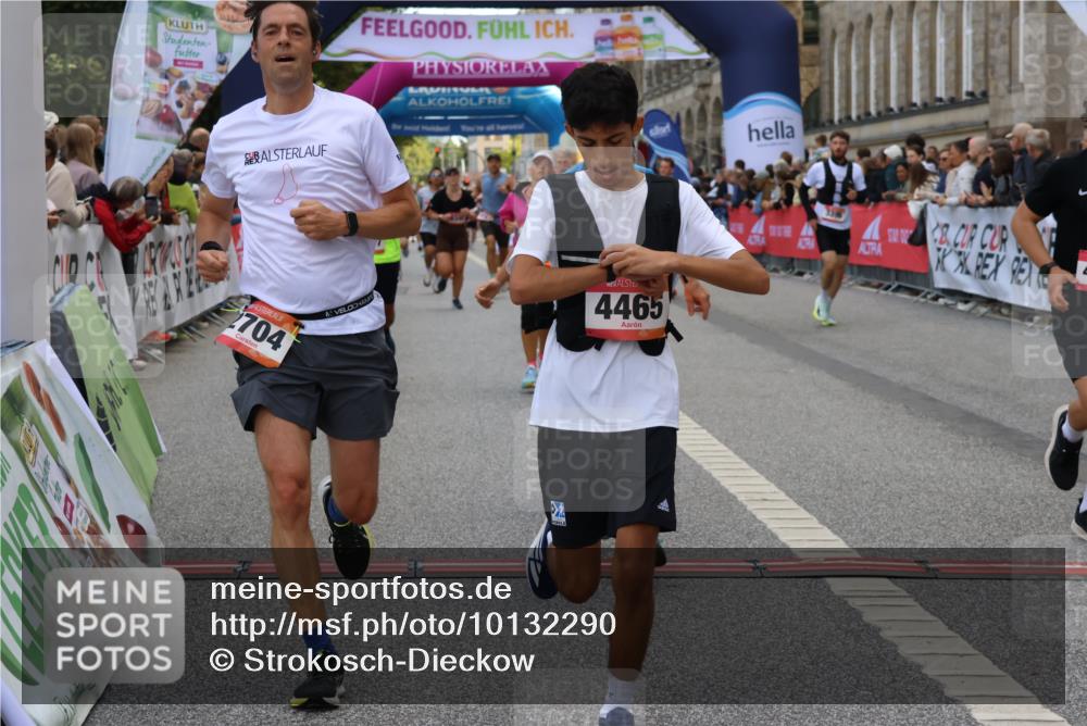 06.09.2026 - CURREX Alsterlauf Strokosch-Dieckow http://msf.ph/oto/10132290 06.09.2026 09:53:13 Ziel 2704, 4269, 4305, 4336, 4465, 4539, 4584, 4623, 4707, 4708, 4760, 4833, 5202, 5681, 5886, 5935, 8230, 8340 meine-sportfotos.de