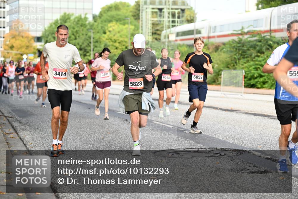 06.09.2026 - CURREX Alsterlauf Dr. Thomas Lammeyer http://msf.ph/oto/10132293 06.09.2026 09:56:18 Laufen 3414, 3801, 5823, 6268, 6059, 559 meine-sportfotos.de