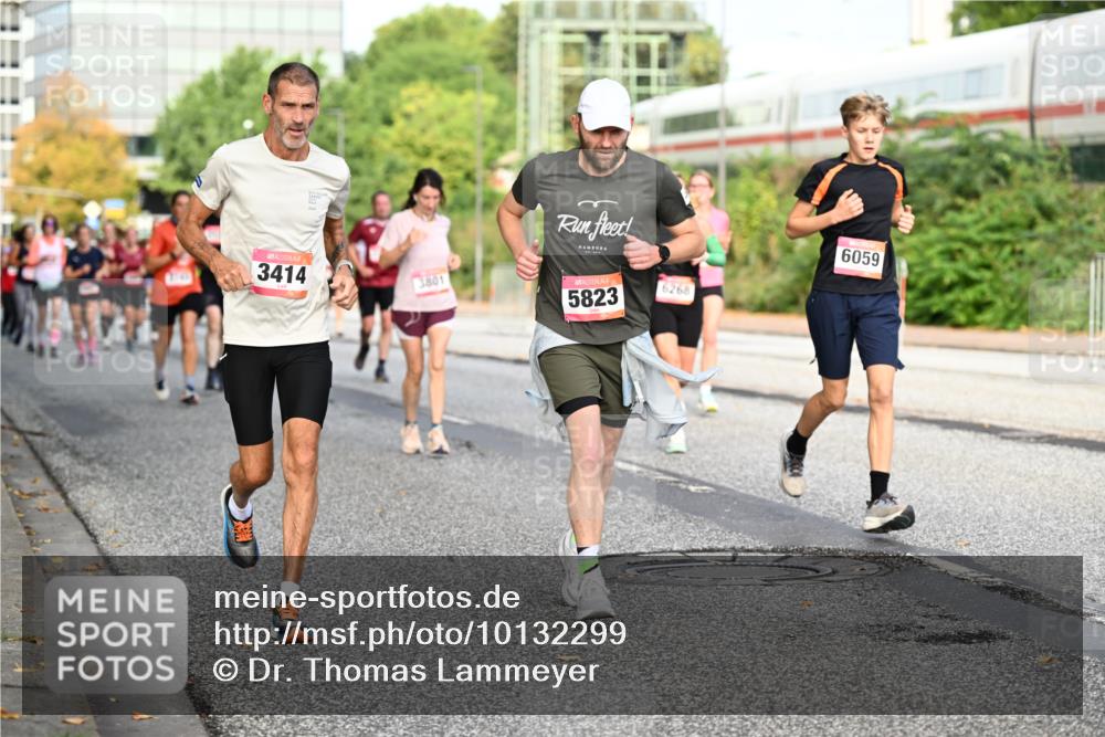 06.09.2026 - CURREX Alsterlauf Dr. Thomas Lammeyer http://msf.ph/oto/10132299 06.09.2026 09:56:19 Laufen 3414, 3801, 5823, 6268, 6059 meine-sportfotos.de
