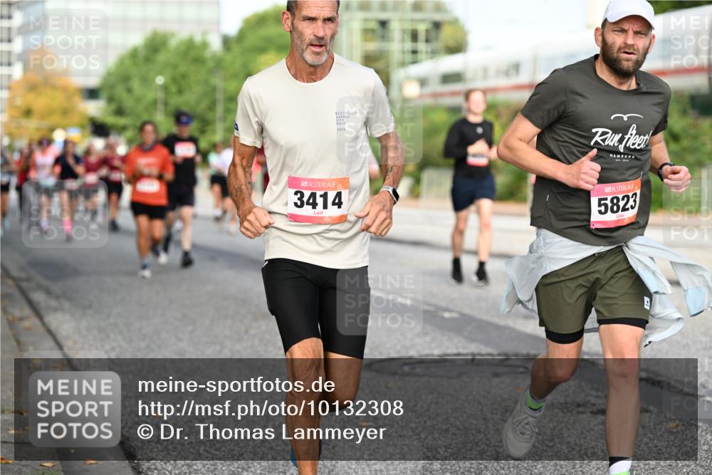 06.09.2026 - CURREX Alsterlauf Dr. Thomas Lammeyer http://msf.ph/oto/10132308 06.09.2026 09:56:20 Laufen 3414, 5823 meine-sportfotos.de