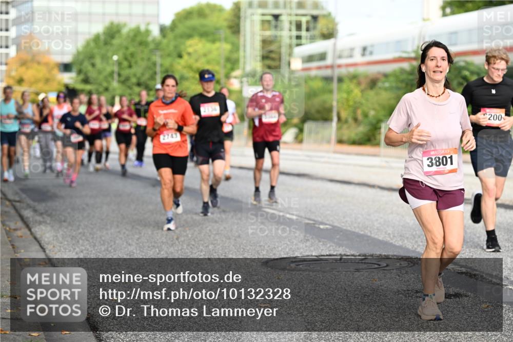 06.09.2026 - CURREX Alsterlauf Dr. Thomas Lammeyer http://msf.ph/oto/10132328 06.09.2026 09:56:22 Laufen 3504, 2743, 3801, 200 meine-sportfotos.de