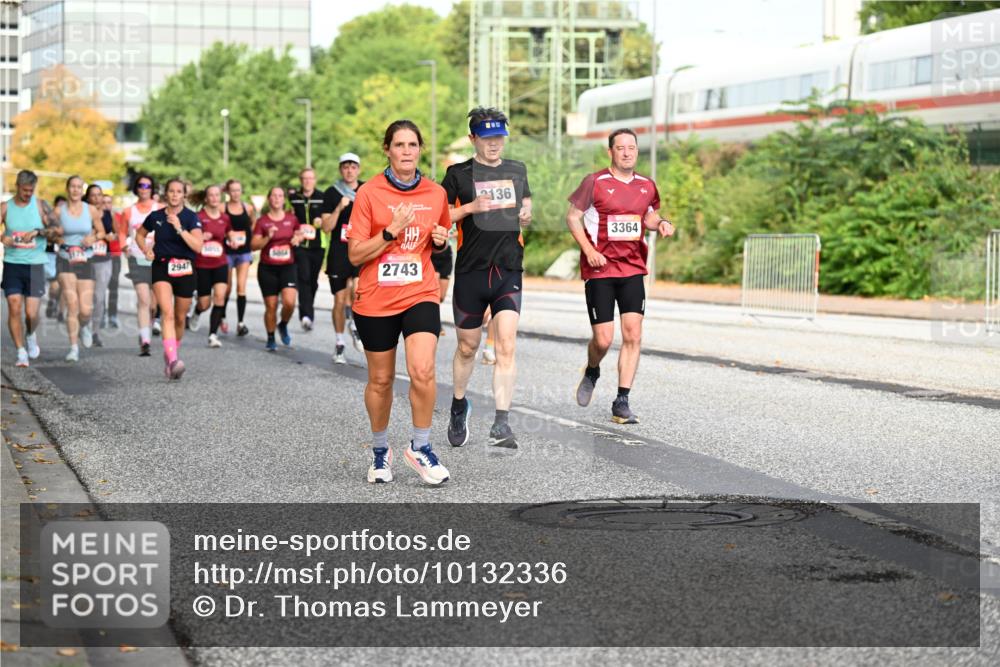06.09.2026 - CURREX Alsterlauf Dr. Thomas Lammeyer http://msf.ph/oto/10132336 06.09.2026 09:56:23 Laufen 5064, 2947, 2743, 2136, 3364 meine-sportfotos.de