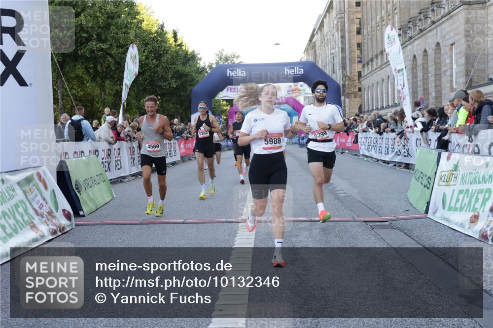 06.09.2026 - CURREX Alsterlauf Yannick Fuchs http://msf.ph/oto/10132346 06.09.2026 09:40:16 Ziel 2299, 2831, 3300, 4569, 5150, 5302, 5322, 5399, 5783, 5828, 5925, 5989, 6026, 6222 meine-sportfotos.de