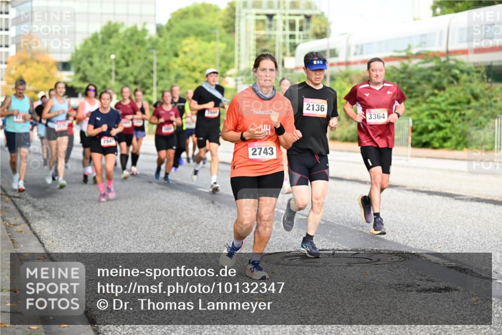 06.09.2026 - CURREX Alsterlauf Dr. Thomas Lammeyer http://msf.ph/oto/10132347 06.09.2026 09:56:24 Laufen 8, 2136, 2743, 3364 meine-sportfotos.de