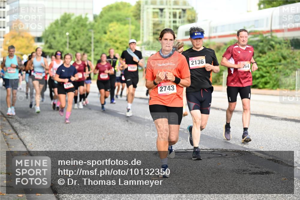 06.09.2026 - CURREX Alsterlauf Dr. Thomas Lammeyer http://msf.ph/oto/10132350 06.09.2026 09:56:24 Laufen 8342, 2743, 2136, 64 meine-sportfotos.de