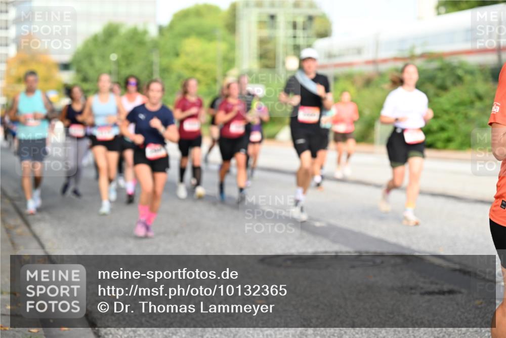 06.09.2026 - CURREX Alsterlauf Dr. Thomas Lammeyer http://msf.ph/oto/10132365 06.09.2026 09:56:25 Laufen  meine-sportfotos.de