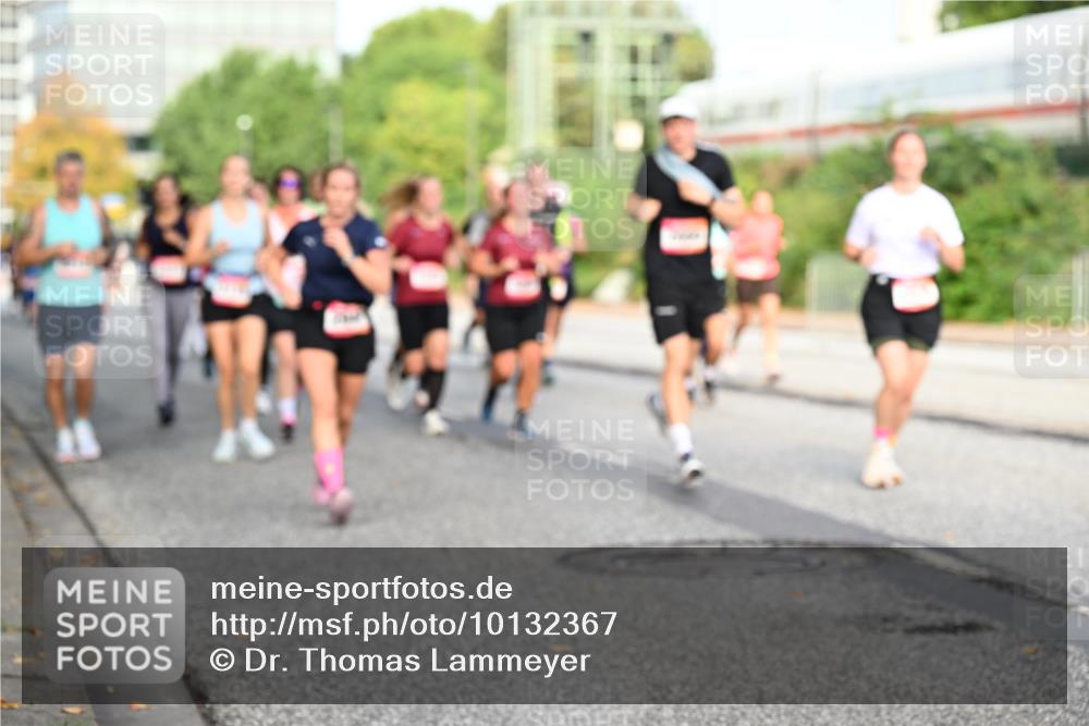 06.09.2026 - CURREX Alsterlauf Dr. Thomas Lammeyer http://msf.ph/oto/10132367 06.09.2026 09:56:25 Laufen  meine-sportfotos.de