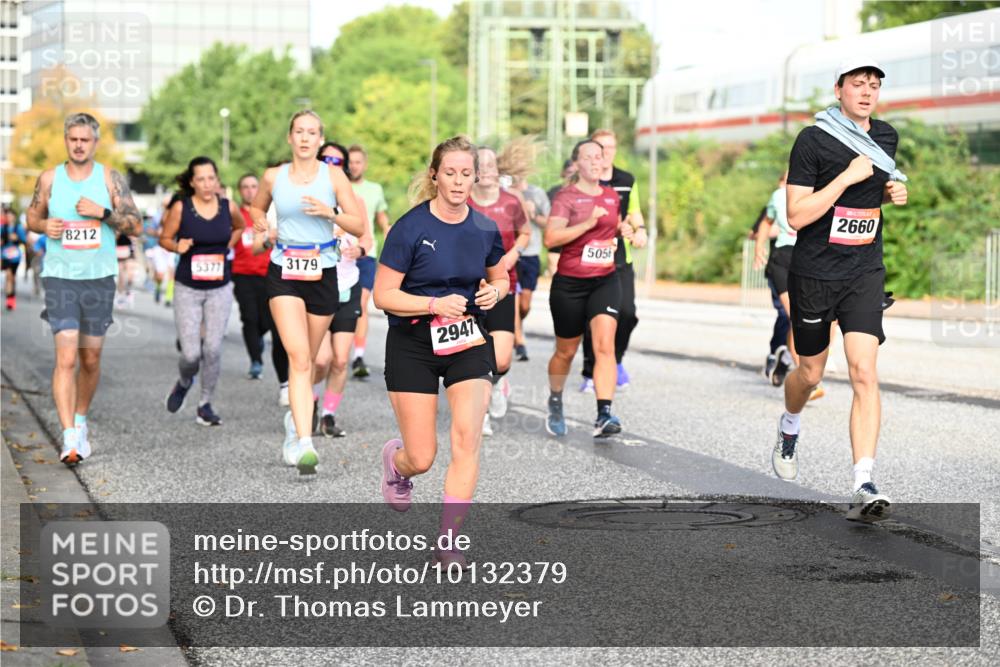 06.09.2026 - CURREX Alsterlauf Dr. Thomas Lammeyer http://msf.ph/oto/10132379 06.09.2026 09:56:27 Laufen 8212, 5377, 3179, 2947, 505, 2660 meine-sportfotos.de