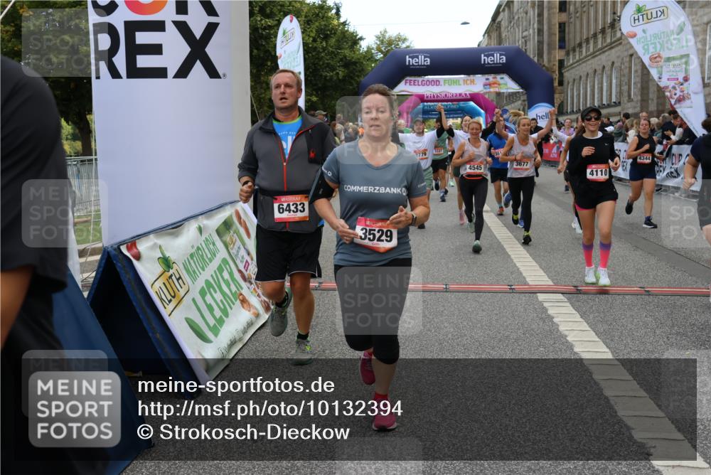 06.09.2026 - CURREX Alsterlauf Strokosch-Dieckow http://msf.ph/oto/10132394 06.09.2026 10:06:12 Ziel 2196, 2413, 2457, 2458, 2761, 2762, 2763, 2779, 3130, 3228, 3247, 3337, 3515, 3529, 3674, 3677, 3980, 4110, 4344, 4383, 4545, 4679, 4692, 4873, 5174, 5303, 5689, 6093, 6433, 8161 meine-sportfotos.de