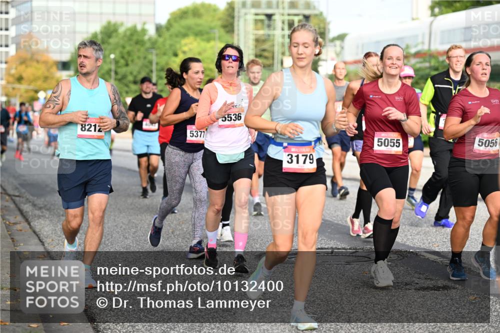 06.09.2026 - CURREX Alsterlauf Dr. Thomas Lammeyer http://msf.ph/oto/10132400 06.09.2026 09:56:29 Laufen 8212, 5377, 5536, 3179, 5055, 5056 meine-sportfotos.de