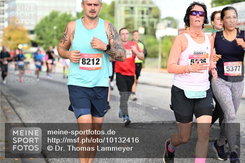 06.09.2026 - CURREX Alsterlauf Dr. Thomas Lammeyer http://msf.ph/oto/10132416 06.09.2026 09:56:30 Laufen 8212, 5736, 5377 meine-sportfotos.de