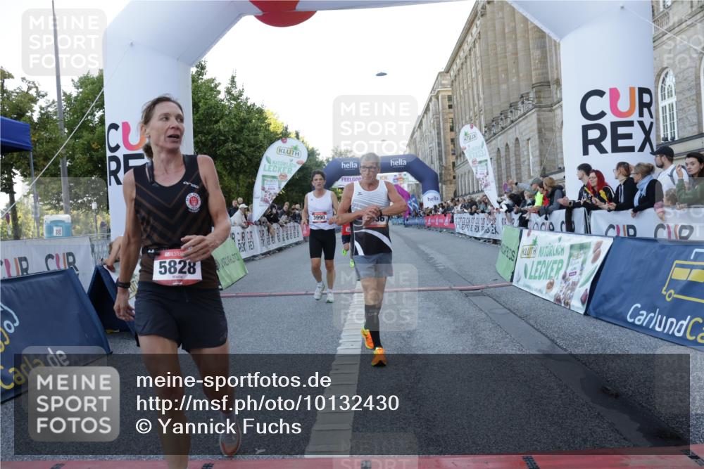 06.09.2026 - CURREX Alsterlauf Yannick Fuchs http://msf.ph/oto/10132430 06.09.2026 09:40:22 Ziel 2299, 3990, 4569, 4636, 5302, 5322, 5399, 5783, 5828, 5852, 5989, 6026, 6222 meine-sportfotos.de