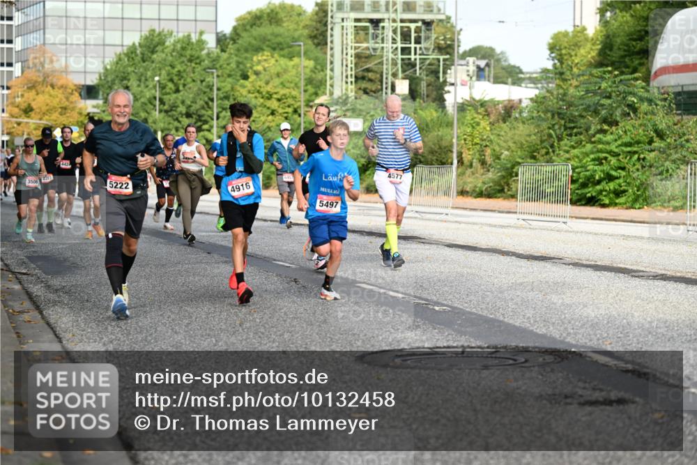 06.09.2026 - CURREX Alsterlauf Dr. Thomas Lammeyer http://msf.ph/oto/10132458 06.09.2026 09:56:35 Laufen 3506, 442, 5222, 4916, 6457, 5497, 4577 meine-sportfotos.de