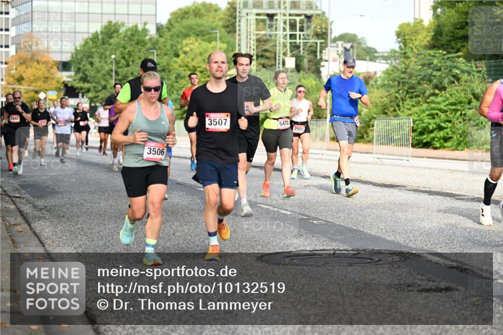 06.09.2026 - CURREX Alsterlauf Dr. Thomas Lammeyer http://msf.ph/oto/10132519 06.09.2026 09:56:42 Laufen 2940, 3506, 3507, 5472, 2505 meine-sportfotos.de