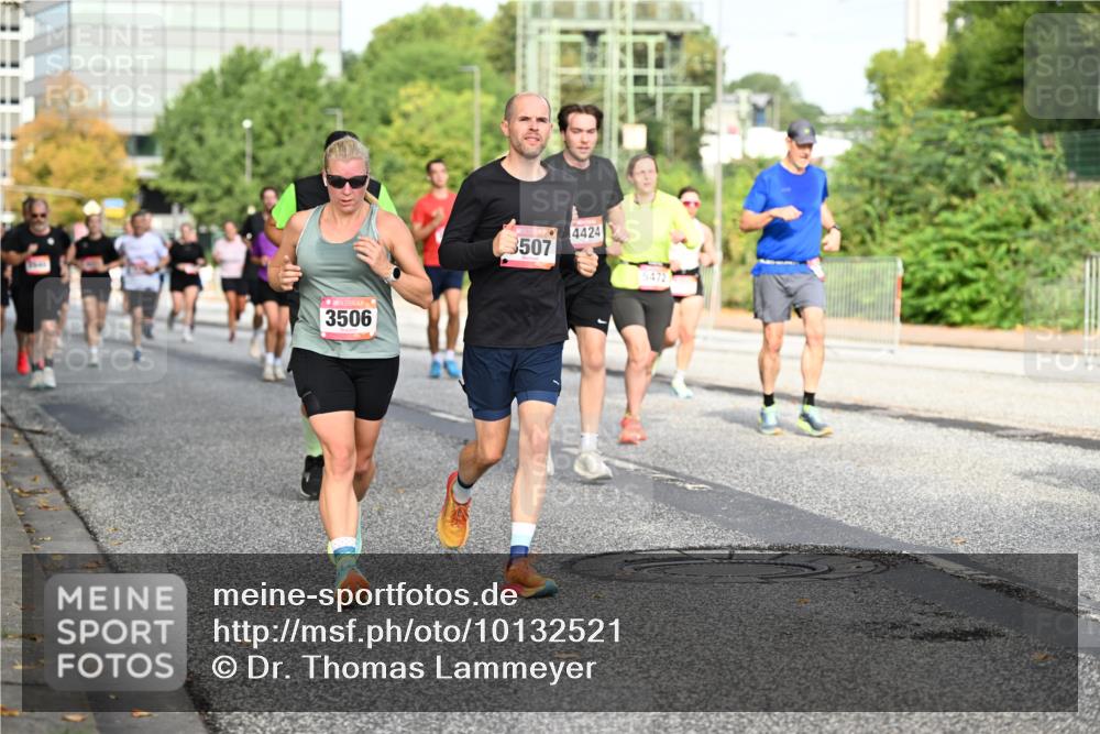 06.09.2026 - CURREX Alsterlauf Dr. Thomas Lammeyer http://msf.ph/oto/10132521 06.09.2026 09:56:42 Laufen 3506, 507, 4424, 5472 meine-sportfotos.de