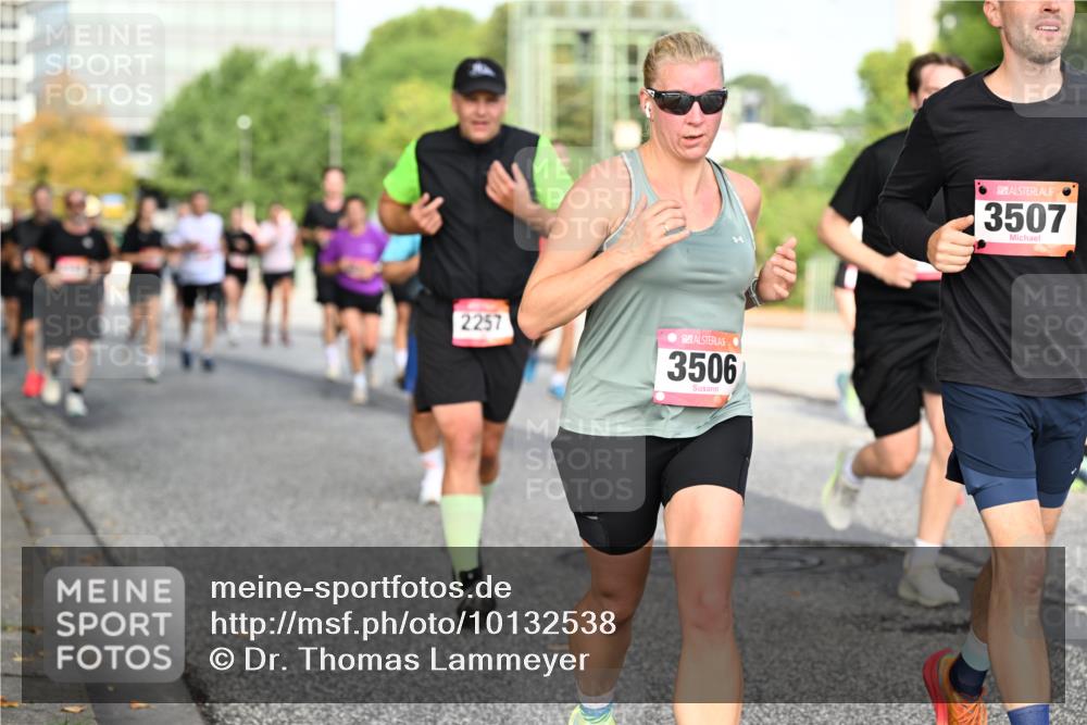 06.09.2026 - CURREX Alsterlauf Dr. Thomas Lammeyer http://msf.ph/oto/10132538 06.09.2026 09:56:43 Laufen 2257, 3506, 3507 meine-sportfotos.de