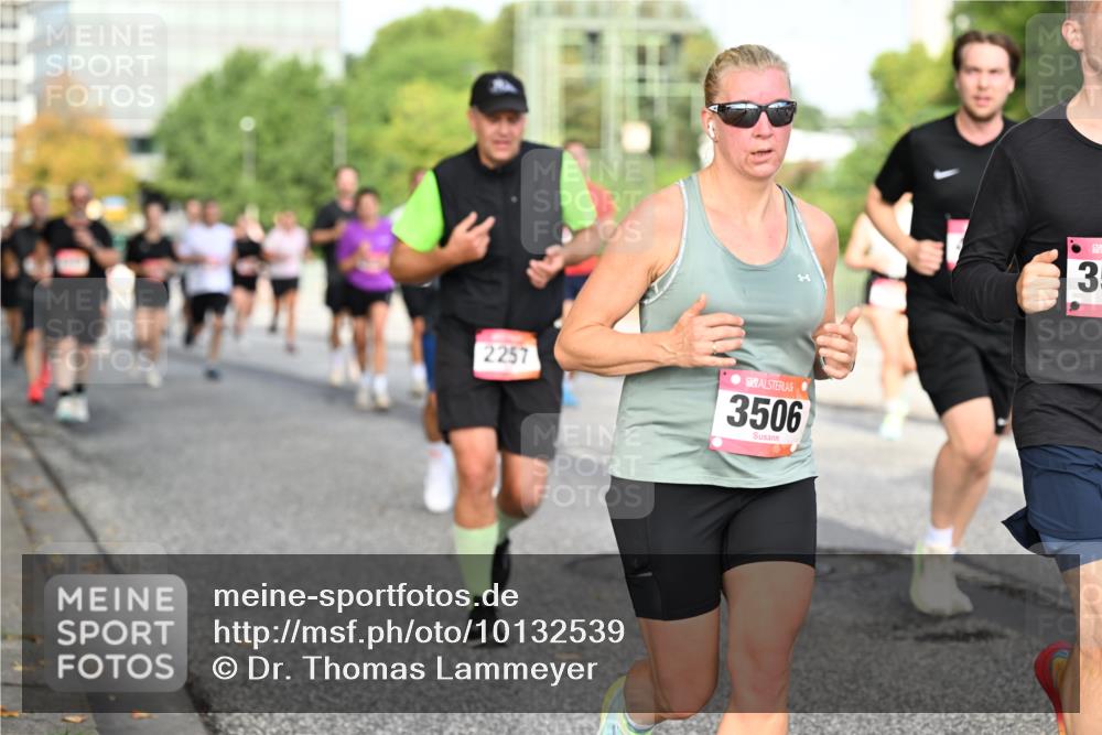 06.09.2026 - CURREX Alsterlauf Dr. Thomas Lammeyer http://msf.ph/oto/10132539 06.09.2026 09:56:44 Laufen 2257, 3506, 3 meine-sportfotos.de