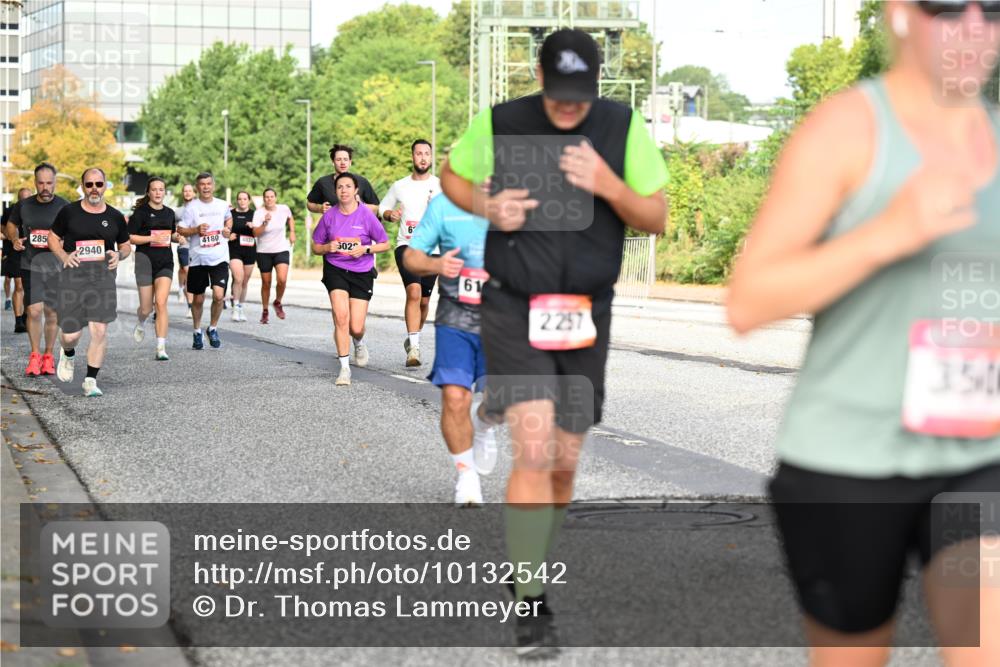 06.09.2026 - CURREX Alsterlauf Dr. Thomas Lammeyer http://msf.ph/oto/10132542 06.09.2026 09:56:44 Laufen 285, 2940, 6, 4180, 502, 61, 2257 meine-sportfotos.de