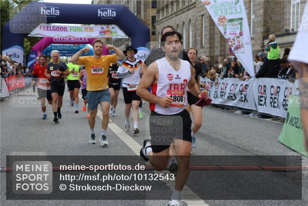 06.09.2026 - CURREX Alsterlauf Strokosch-Dieckow http://msf.ph/oto/10132543 06.09.2026 09:53:30 Ziel 2536, 2561, 2666, 2766, 2782, 3065, 3205, 3531, 3953, 4572, 4620, 4749, 4808, 4937, 4945, 4980, 5029, 5133, 5546, 5656, 5822, 5839, 6455, 8006, 8133 meine-sportfotos.de