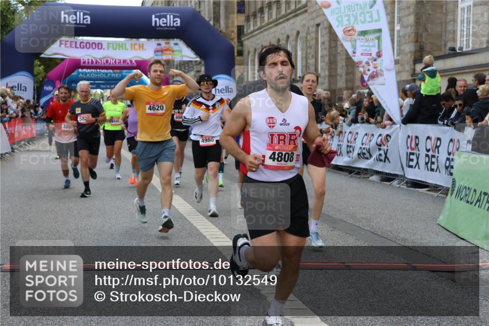 06.09.2026 - CURREX Alsterlauf Strokosch-Dieckow http://msf.ph/oto/10132549 06.09.2026 09:53:30 Ziel 2536, 2561, 2666, 2766, 2782, 3065, 3205, 3531, 3953, 4572, 4620, 4749, 4808, 4937, 4945, 4980, 5029, 5133, 5546, 5656, 5822, 5839, 6455, 8006, 8133 meine-sportfotos.de