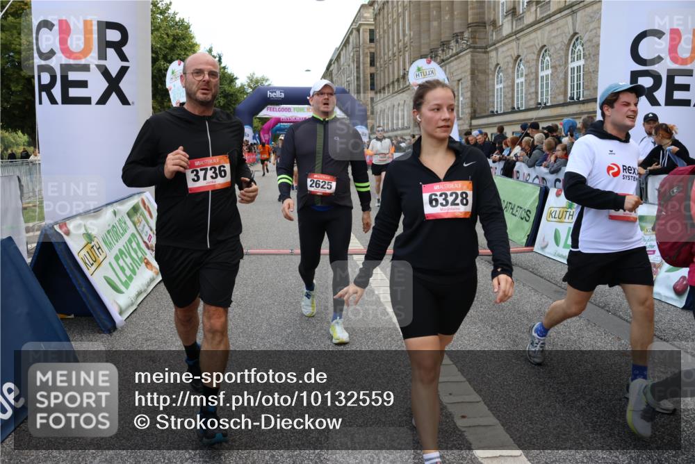 06.09.2026 - CURREX Alsterlauf Strokosch-Dieckow http://msf.ph/oto/10132559 06.09.2026 10:06:24 Ziel 2266, 2625, 2863, 3130, 3247, 3736, 3772, 3942, 3947, 4027, 4075, 4508, 4650, 4873, 5003, 5181, 5364, 5600, 6093, 6308, 6328, 6350, 8183 meine-sportfotos.de