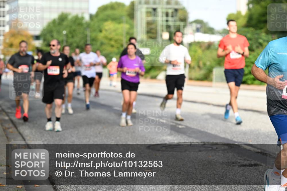 06.09.2026 - CURREX Alsterlauf Dr. Thomas Lammeyer http://msf.ph/oto/10132563 06.09.2026 09:56:46 Laufen  meine-sportfotos.de