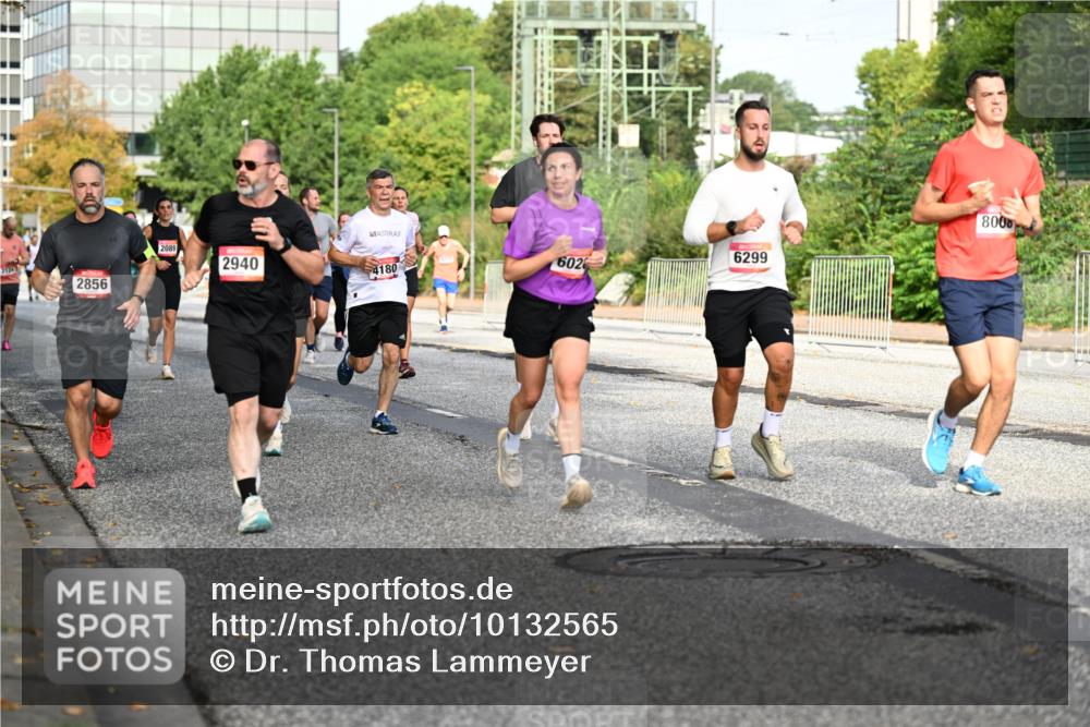 06.09.2026 - CURREX Alsterlauf Dr. Thomas Lammeyer http://msf.ph/oto/10132565 06.09.2026 09:56:47 Laufen 2856, 2089, 2940, 4180, 602, 6299, 8000 meine-sportfotos.de