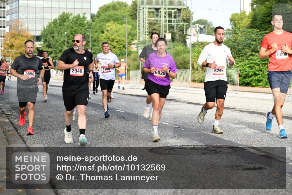 06.09.2026 - CURREX Alsterlauf Dr. Thomas Lammeyer http://msf.ph/oto/10132569 06.09.2026 09:56:47 Laufen 2940, 2856, 4180, 6299, 6028, 8008 meine-sportfotos.de
