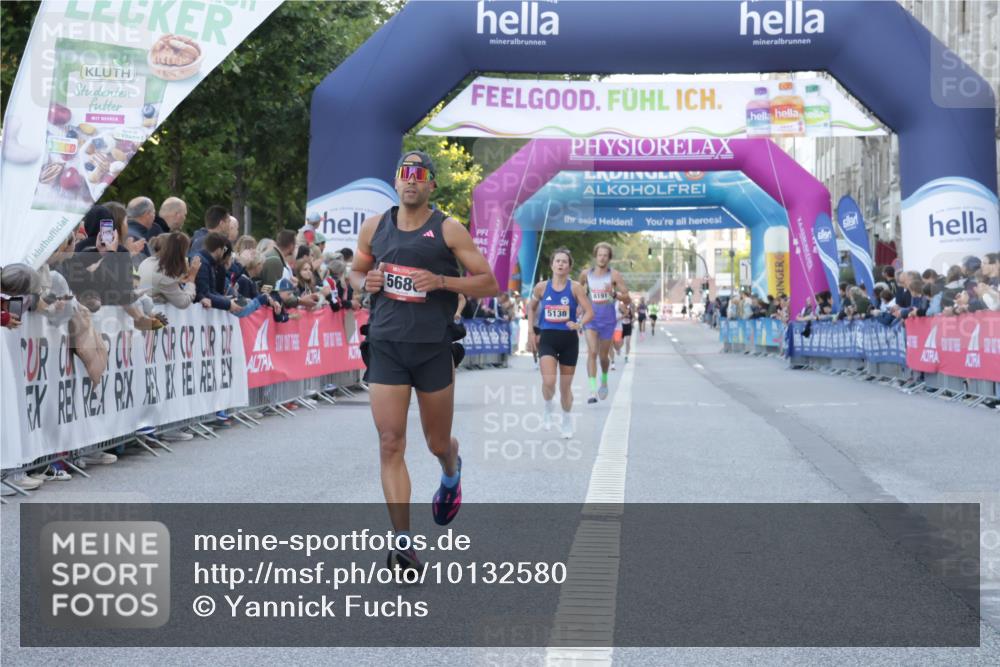 06.09.2026 - CURREX Alsterlauf Yannick Fuchs http://msf.ph/oto/10132580 06.09.2026 09:40:32 Ziel 5138, 5686, 5852 meine-sportfotos.de