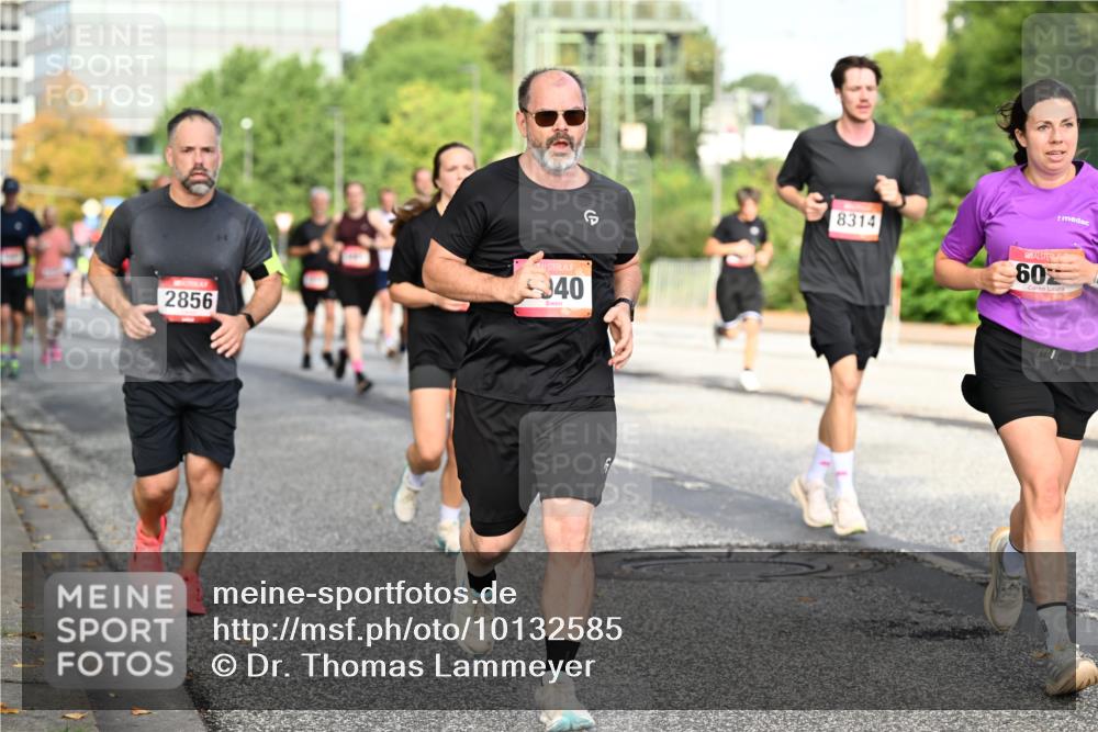 06.09.2026 - CURREX Alsterlauf Dr. Thomas Lammeyer http://msf.ph/oto/10132585 06.09.2026 09:56:48 Laufen 2856, 40, 8314, 60 meine-sportfotos.de