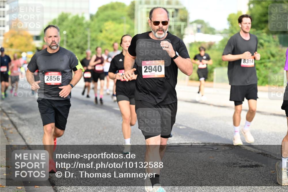06.09.2026 - CURREX Alsterlauf Dr. Thomas Lammeyer http://msf.ph/oto/10132588 06.09.2026 09:56:49 Laufen 2856, 2940, 8314 meine-sportfotos.de