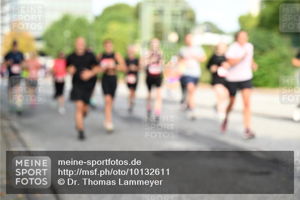 06.09.2026 - CURREX Alsterlauf Dr. Thomas Lammeyer http://msf.ph/oto/10132611 06.09.2026 09:56:51 Laufen  meine-sportfotos.de