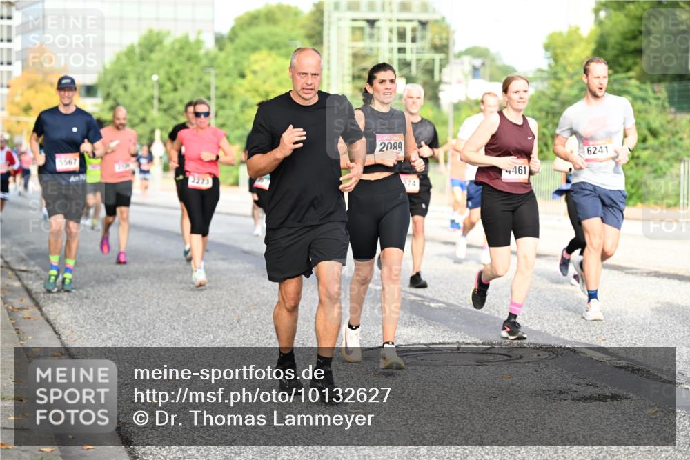 06.09.2026 - CURREX Alsterlauf Dr. Thomas Lammeyer http://msf.ph/oto/10132627 06.09.2026 09:56:53 Laufen 5567, 2273, 2089, 274, 6241, 461 meine-sportfotos.de