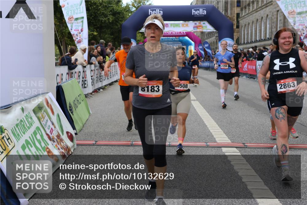 06.09.2026 - CURREX Alsterlauf Strokosch-Dieckow http://msf.ph/oto/10132629 06.09.2026 10:06:27 Ziel 2266, 2541, 2625, 2863, 3736, 3772, 3942, 3947, 4027, 4075, 4508, 4650, 4819, 5003, 5181, 5364, 5600, 6308, 8183 meine-sportfotos.de