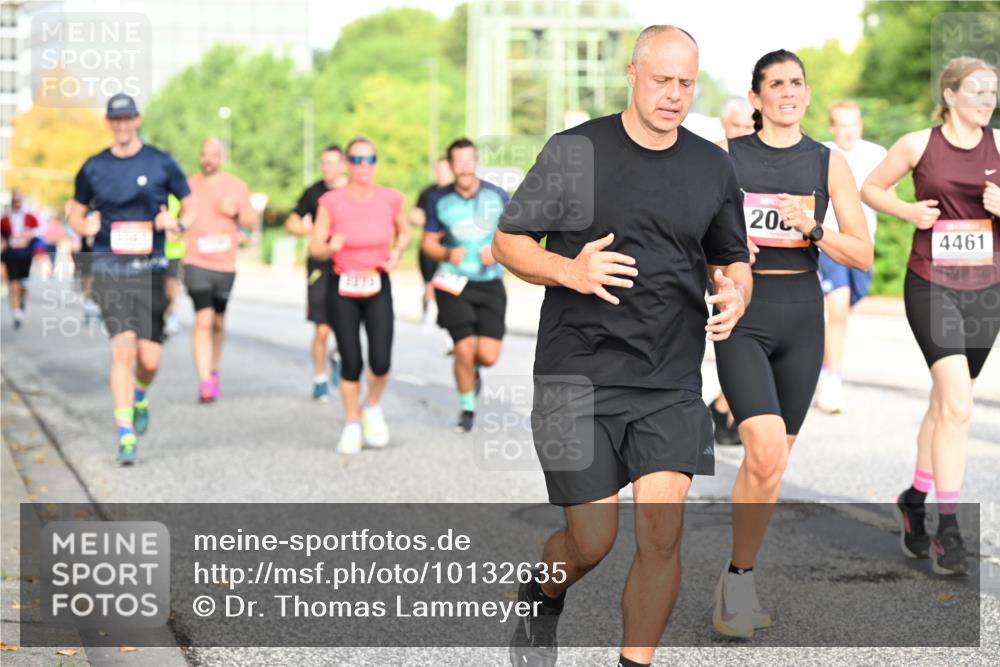 06.09.2026 - CURREX Alsterlauf Dr. Thomas Lammeyer http://msf.ph/oto/10132635 06.09.2026 09:56:53 Laufen 11, 20, 4461 meine-sportfotos.de
