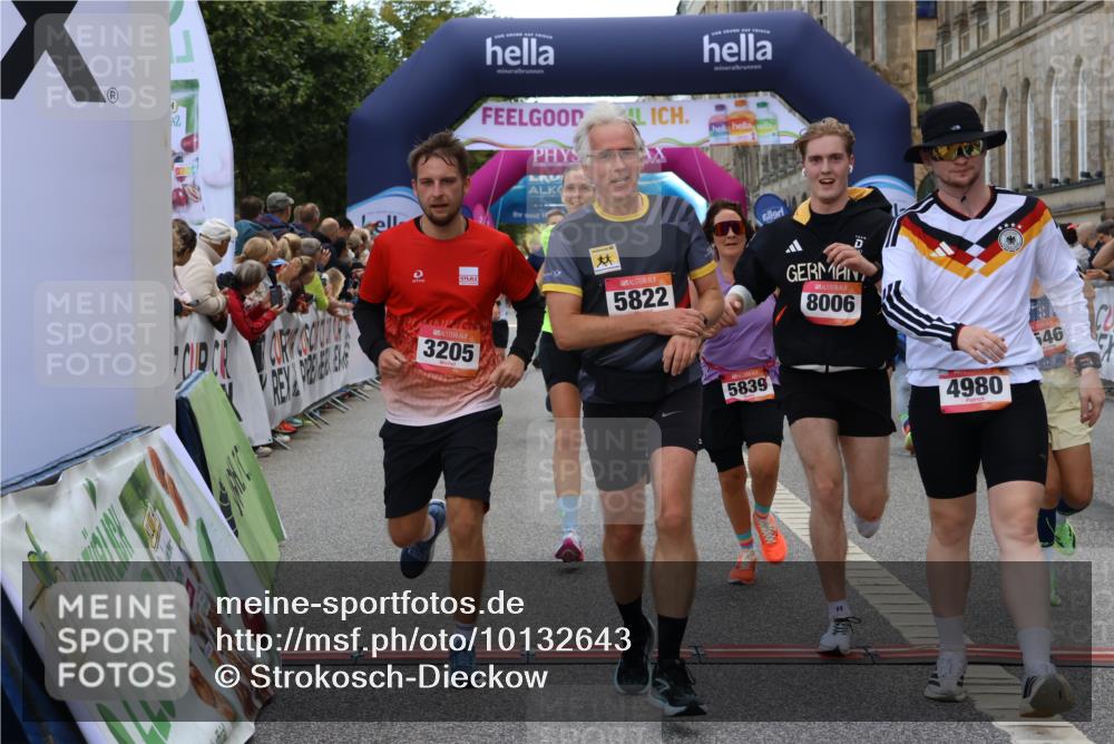 06.09.2026 - CURREX Alsterlauf Strokosch-Dieckow http://msf.ph/oto/10132643 06.09.2026 09:53:33 Ziel 2536, 2666, 2766, 2782, 3205, 3458, 3531, 3953, 4082, 4283, 4572, 4620, 4749, 4797, 4808, 4832, 4937, 4945, 4980, 5029, 5110, 5236, 5446, 5546, 5656, 5822, 5839, 6372, 6455, 8006, 8133, 8135 meine-sportfotos.de