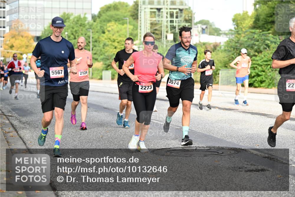 06.09.2026 - CURREX Alsterlauf Dr. Thomas Lammeyer http://msf.ph/oto/10132646 06.09.2026 09:56:55 Laufen 5567, 2124, 2273, 3574, 4136, 22 meine-sportfotos.de