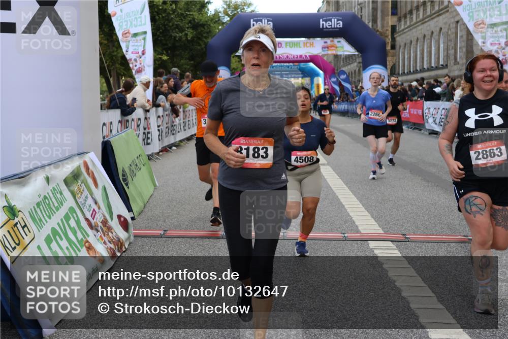 06.09.2026 - CURREX Alsterlauf Strokosch-Dieckow http://msf.ph/oto/10132647 06.09.2026 10:06:27 Ziel 2266, 2541, 2625, 2863, 3736, 3772, 3942, 3947, 4027, 4075, 4508, 4650, 4819, 5003, 5181, 5364, 5600, 6308, 8183 meine-sportfotos.de