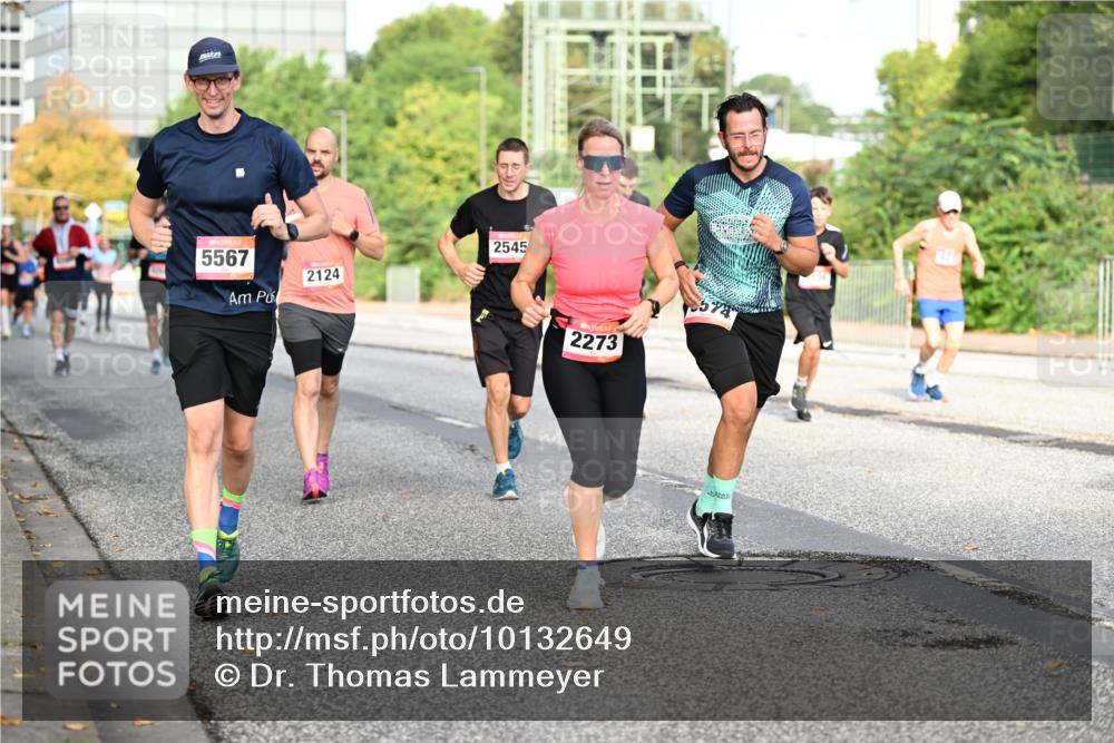 06.09.2026 - CURREX Alsterlauf Dr. Thomas Lammeyer http://msf.ph/oto/10132649 06.09.2026 09:56:55 Laufen 5567, 2124, 2545, 2273 meine-sportfotos.de