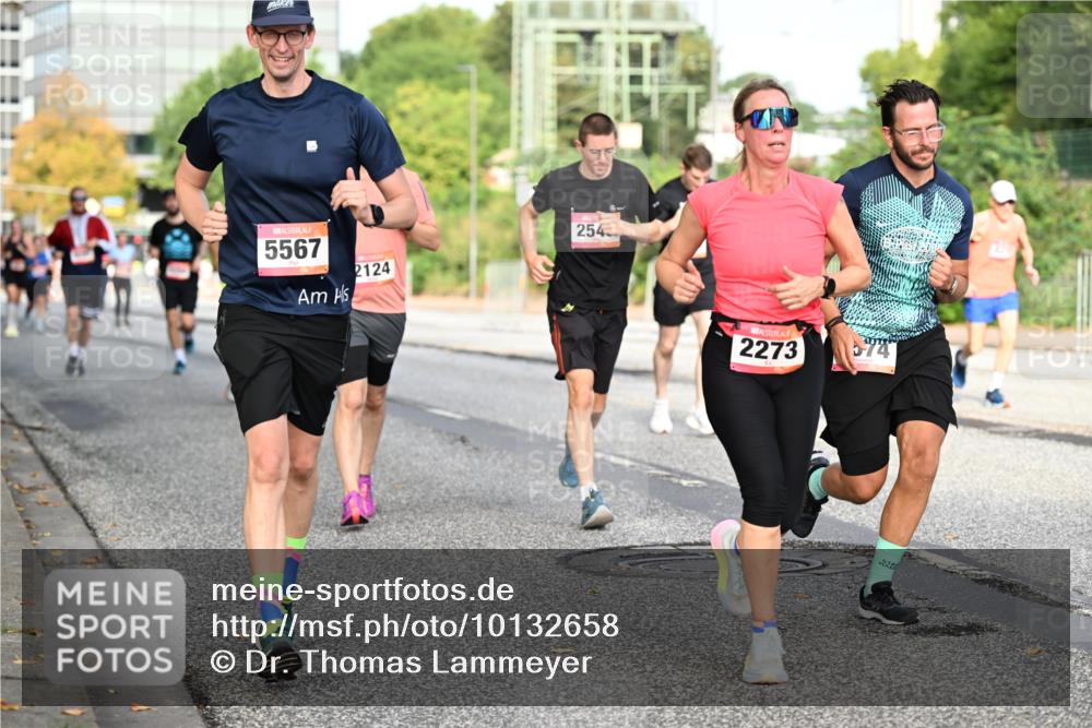 06.09.2026 - CURREX Alsterlauf Dr. Thomas Lammeyer http://msf.ph/oto/10132658 06.09.2026 09:56:55 Laufen 5567, 2124, 254, 2273, 74 meine-sportfotos.de