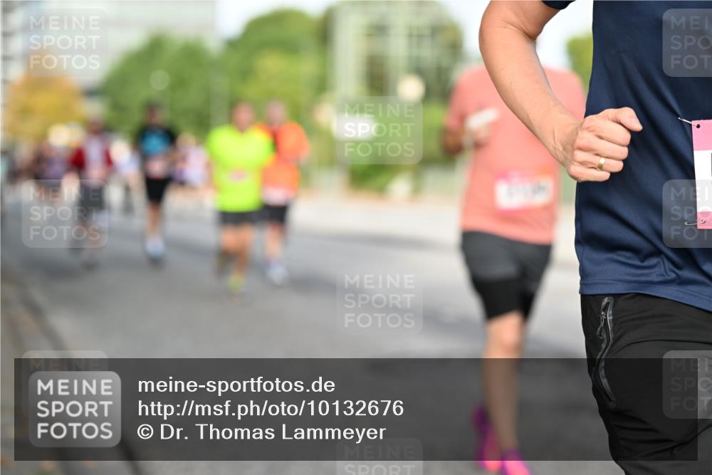 06.09.2026 - CURREX Alsterlauf Dr. Thomas Lammeyer http://msf.ph/oto/10132676 06.09.2026 09:56:58 Laufen  meine-sportfotos.de
