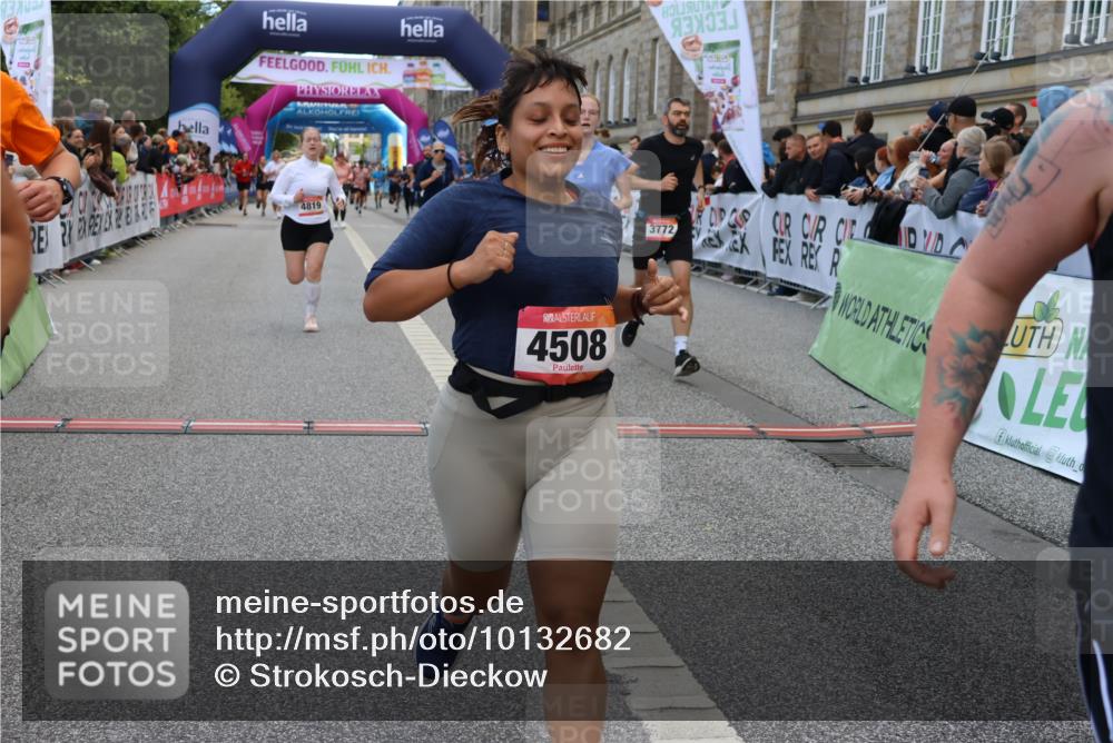 06.09.2026 - CURREX Alsterlauf Strokosch-Dieckow http://msf.ph/oto/10132682 06.09.2026 10:06:29 Ziel 2266, 2541, 2863, 3736, 3772, 3942, 3947, 4508, 4650, 4819, 5600, 6464, 8183 meine-sportfotos.de