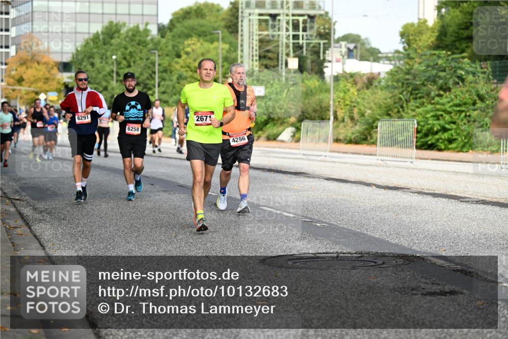 06.09.2026 - CURREX Alsterlauf Dr. Thomas Lammeyer http://msf.ph/oto/10132683 06.09.2026 09:56:58 Laufen 6291, 6258, 2671, 4296 meine-sportfotos.de