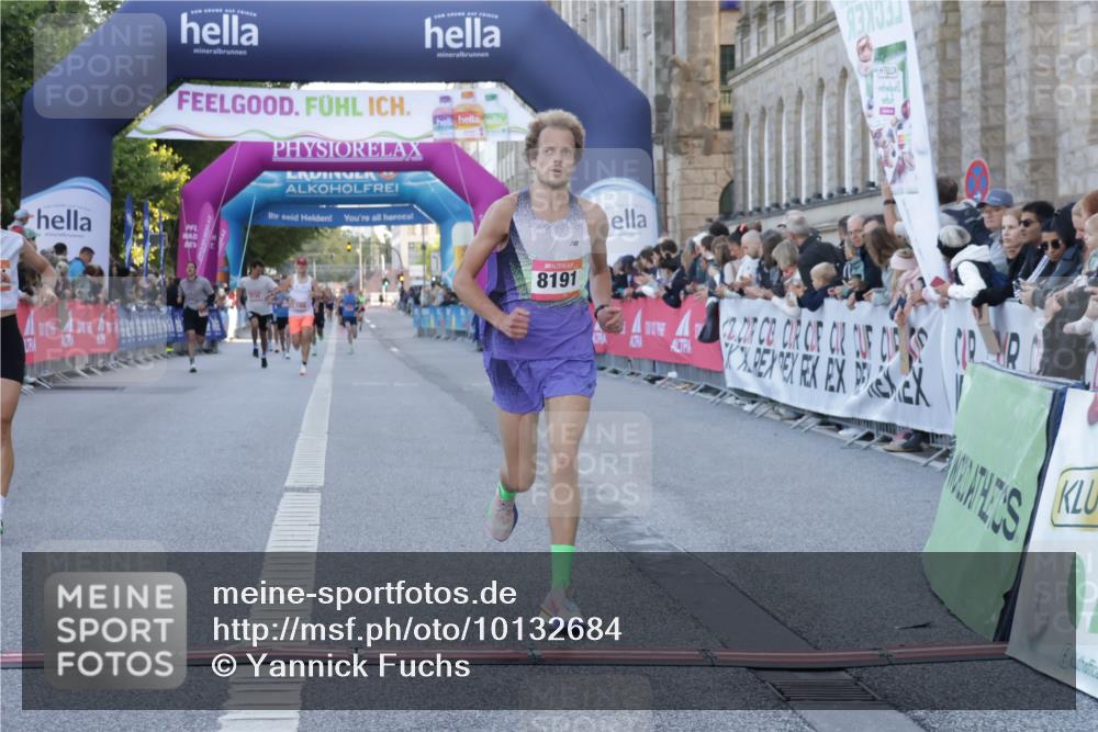 06.09.2026 - CURREX Alsterlauf Yannick Fuchs http://msf.ph/oto/10132684 06.09.2026 09:40:37 Ziel 2131, 5138, 5686, 8191 meine-sportfotos.de