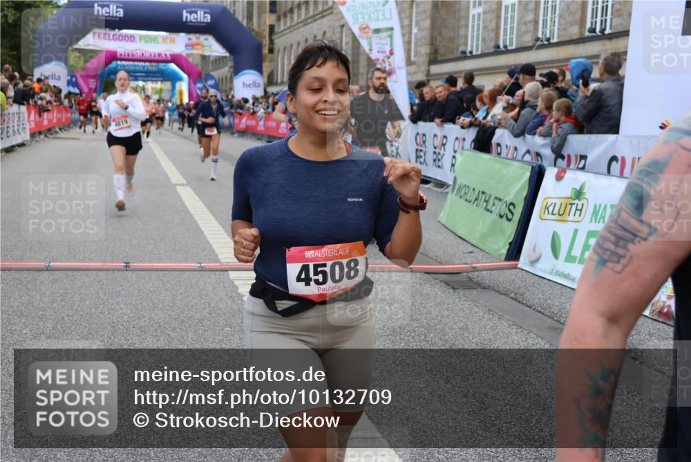 06.09.2026 - CURREX Alsterlauf Strokosch-Dieckow http://msf.ph/oto/10132709 06.09.2026 10:06:29 Ziel 2266, 2541, 2863, 3736, 3772, 3942, 3947, 4508, 4650, 4819, 5600, 6464, 8183 meine-sportfotos.de