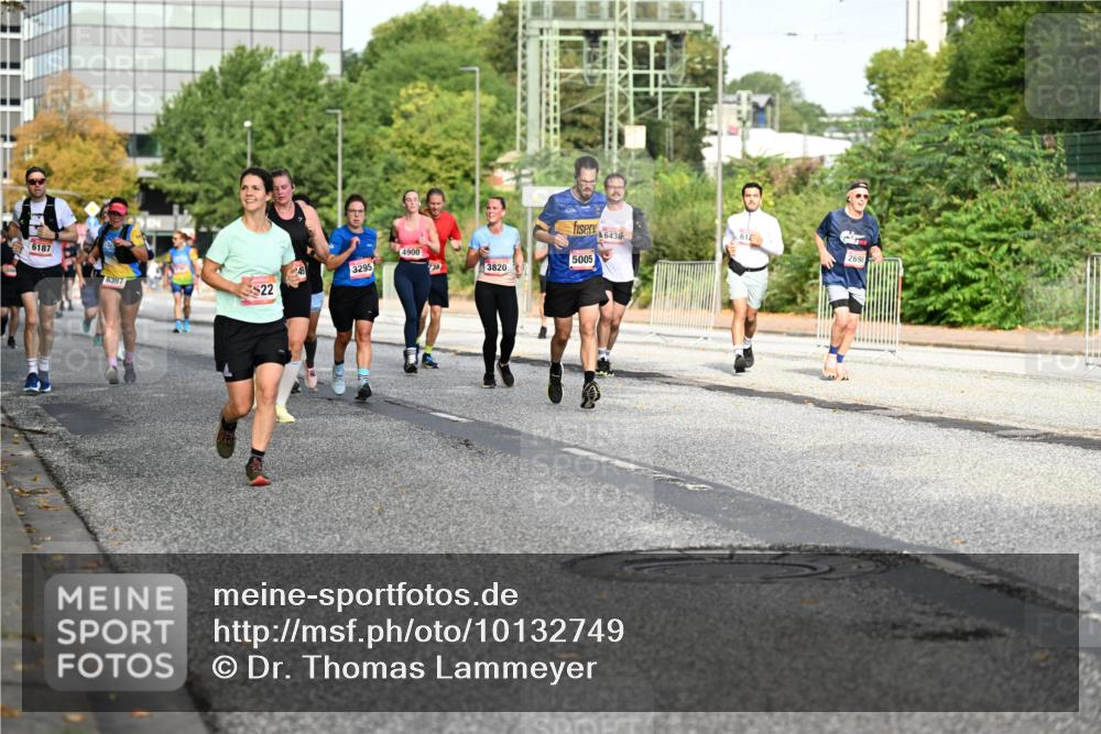 06.09.2026 - CURREX Alsterlauf Dr. Thomas Lammeyer http://msf.ph/oto/10132749 06.09.2026 09:57:04 Laufen 6187, 6436, 616, 4900, 5005, 2698, 3295, 3820, 6397, 22 meine-sportfotos.de