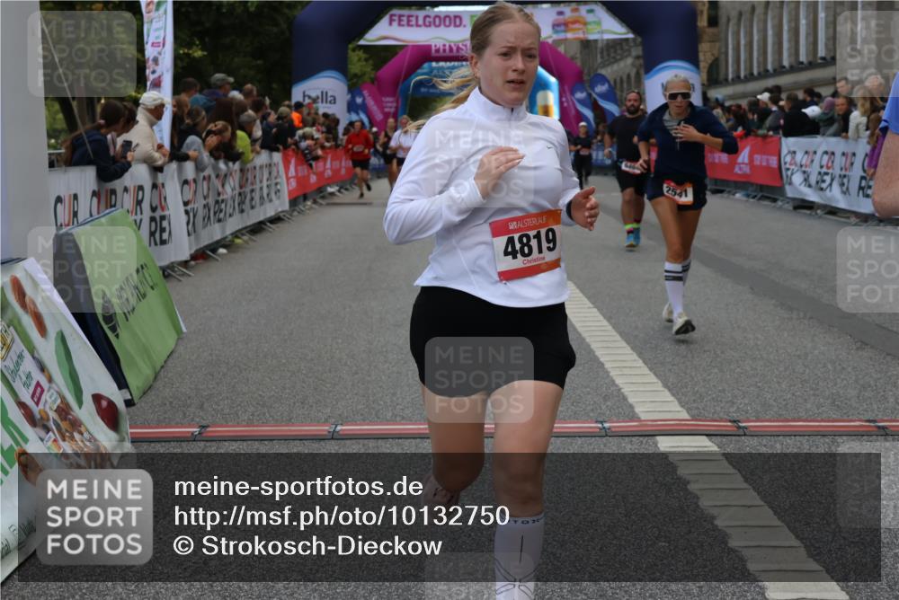 06.09.2026 - CURREX Alsterlauf Strokosch-Dieckow http://msf.ph/oto/10132750 06.09.2026 10:06:31 Ziel 2266, 2541, 2863, 3772, 3942, 3947, 4508, 4819, 5600, 6085, 6464, 8183 meine-sportfotos.de