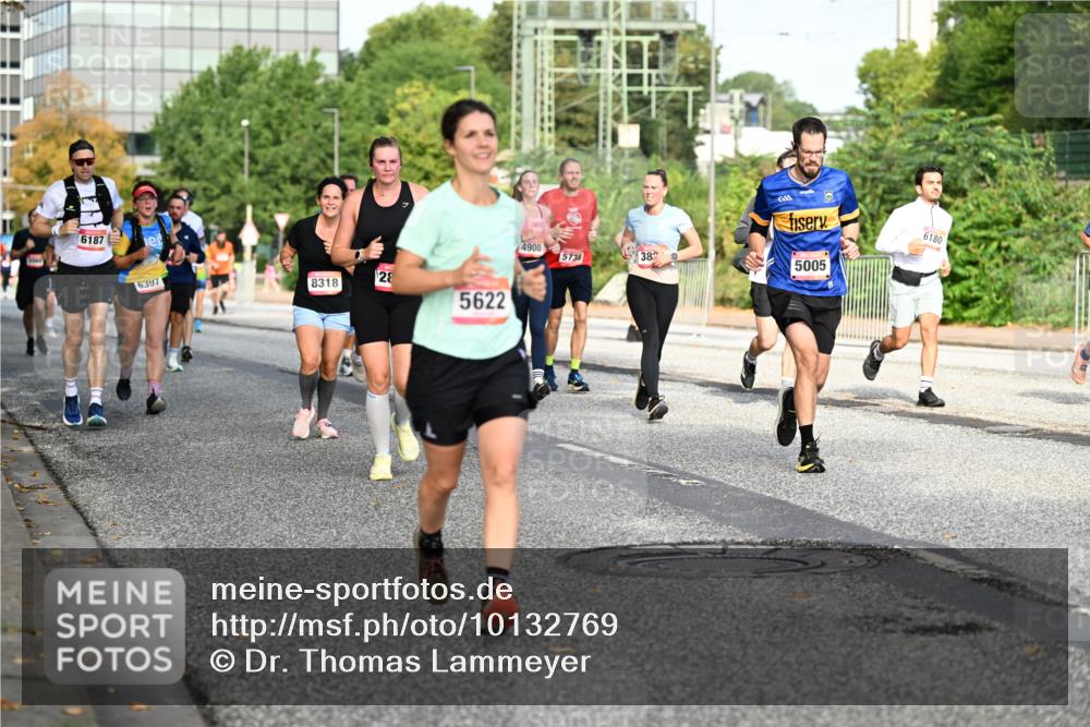 06.09.2026 - CURREX Alsterlauf Dr. Thomas Lammeyer http://msf.ph/oto/10132769 06.09.2026 09:57:06 Laufen 6187, 6397, 8318, 28, 5622, 4900, 5738, 38, 5005, 6180 meine-sportfotos.de